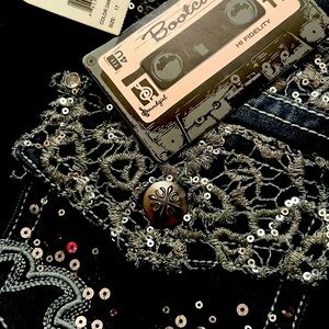 Dark blue sound girl jeans size 17